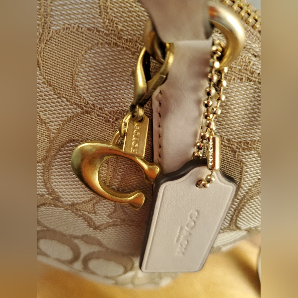 COACH MINI KELSEY NEW WITH TAGS! - Picture 5 of 10